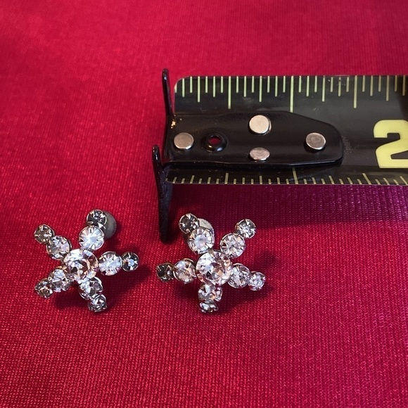 Vintage Clear Rhinestone Screw On Star Earrings - Picture 6 of 6
